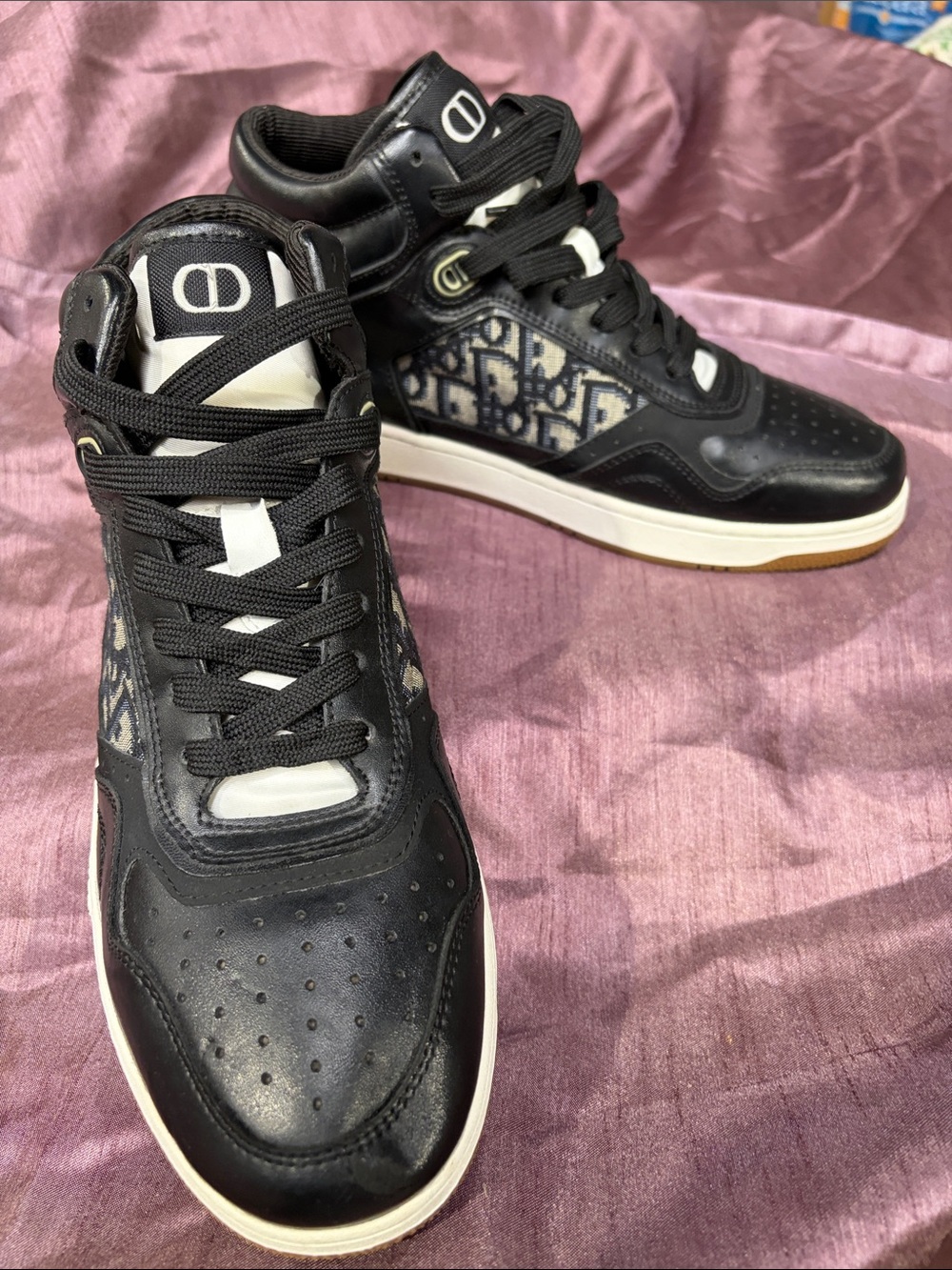 Dior Black and White Men’s High-Top Sneakers with Oblique Monogram